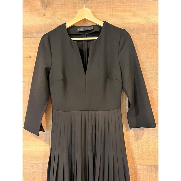 Oscar de la Renta Pleated Chiffon & Guipure Inset black Dress Size 2 - Picture 6 of 14